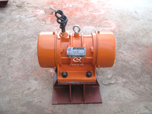 倉(cāng)壁振打器